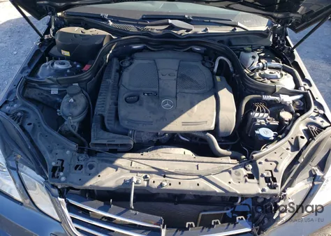 2013 Mercedes-Benz E 350 z USA, uszkodzony, nr VIN WDDHF5KB3DA670872